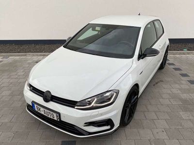 gebraucht VW Golf VII Lim. R 4Motion DSG/Navi/19zoll/2.HD