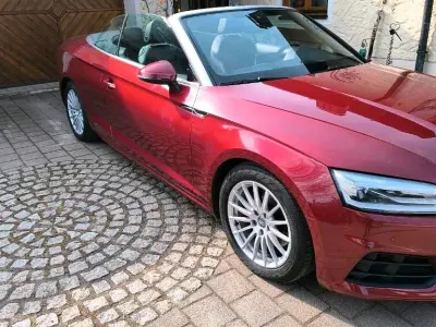 Używany Audi A5 Cabriolet Sport 190 KM (139 kW) 2019 Czerwony Kabriolet