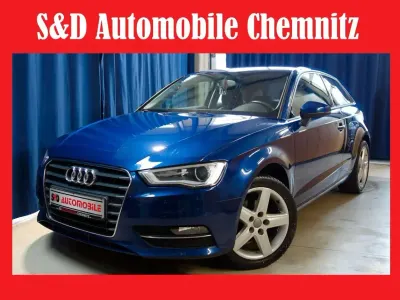 Gebraucht Audi A3 Attraction 105 PS (77 kW) 2013 Blau Kleinwagen