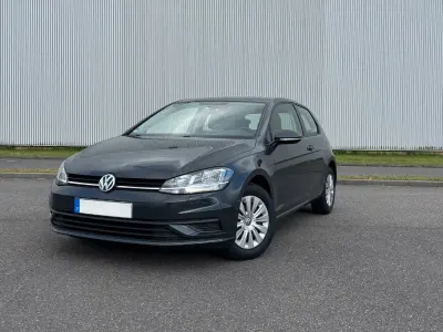 Gebraucht VW Golf VII Trendline 86 PS (63 kW) 2018 Grau Limousine