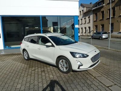 Gebraucht Ford Focus Cool & Connect 125 PS (91 kW) 2020 Weiß Limousine