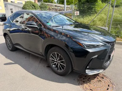 Second-hand Lexus NX350h Business Edition 190 CP (139 kW) 2022 Negru SUV