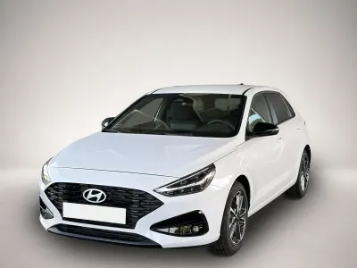Neu Hyundai i30 Comfort 101 PS (74 kW) 2025 Weiß Limousine