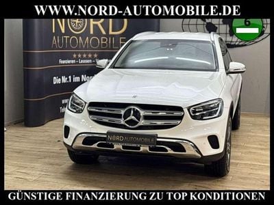 Gebraucht Mercedes GLC300e 306 PS (225 kW) 2022 Polarweiß SUV