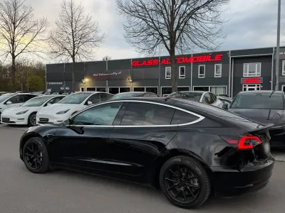 Occasion Tesla Model 3 Standard Range Plus 239 kW (325 PK) 2020 Zwart Sedan