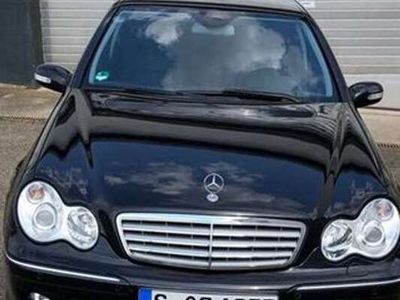 Mercedes C200