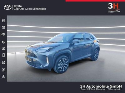 Gebraucht Toyota Yaris Hybrid Team 116 PS (85 kW) 2024 Grau Limousine