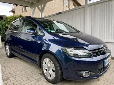 Gebraucht VW Golf Plus Life 122 PS (89 kW) 2014 Blau Van / Kleinbus