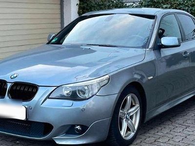 BMW 523