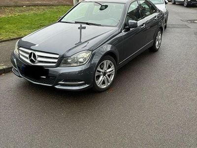 Grau Gebraucht 2014 Mercedes C220 Avantgarde Limousine | 13.500 € (Superpreis)
