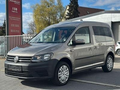 Gebraucht VW Caddy Trendline 125 PS (91 kW) 2017 Mojavebeige Van / Kleinbus