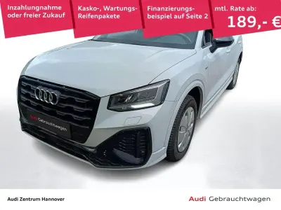 Gebraucht Audi Q2 S-Line 150 PS (110 kW) 2023 2y gletscherweiß metallic (metallic) SUV