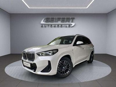 Mineralweiss metallic Gebraucht 2023 BMW X1 M Sport SUV | 40.580 € (Fairer Preis)