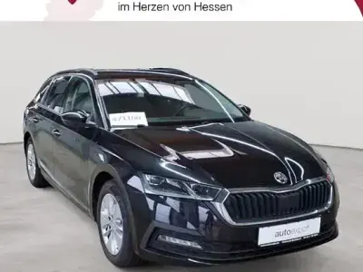 Gebraucht Skoda Octavia Ambition 150 PS (110 kW) 2023 Blackmagic perleffekt Kombi