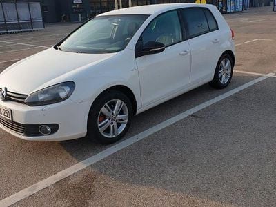 Gebraucht VW Golf VII Match 86 PS (63 kW) 2012 Weiß Limousine