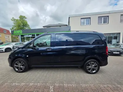 Gebraucht Mercedes Vito 190 PS (139 kW) 2018 Blau Van