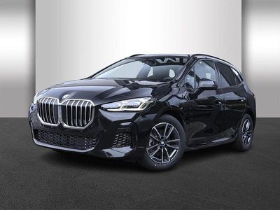 Neu BMW 218 Performance 136 PS (100 kW) 2026 Schwarz Limousine
