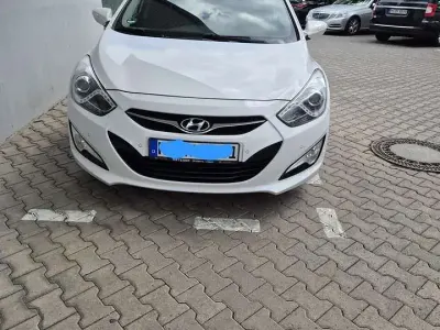 Gebraucht Hyundai i40 Style 141 PS (103 kW) 2014 Weiß Kombi