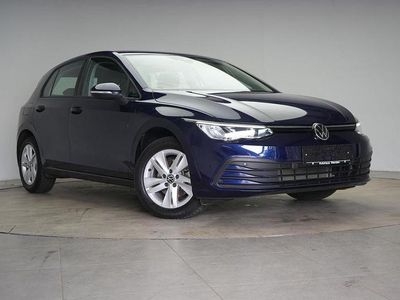 Gebraucht VW Golf VIII Life 131 PS (96 kW) 2022 Blau Limousine