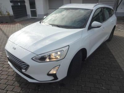 Usata Ford Focus Cool & Connect 120 CV (88 kW) 2019 Bianco Berlina