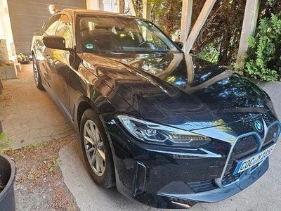 Second-hand BMW i4 Sport Line 210 kW (286 CP) 2023 Negru Berlinǎ