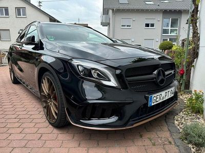 Schwarz Gebraucht 2018 Mercedes GLA45 AMG AMG SUV | 40.000 €