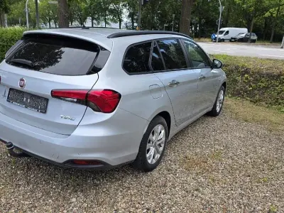 Gebraucht Fiat Tipo Easy 120 PS (88 kW) 2016 Grau Kombi
