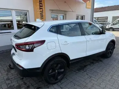 Gebraucht Nissan Qashqai Shiro 158 PS (116 kW) 2021 Weiß SUV