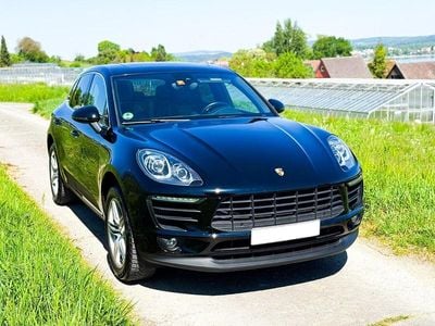 Porsche Macan S
