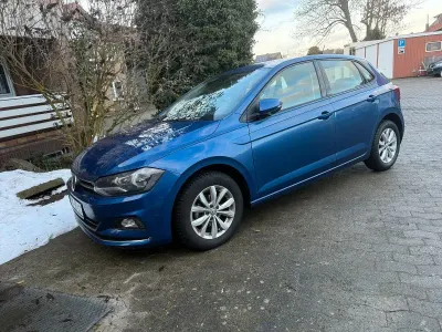 Gebraucht VW Polo Highline 95 PS (69 kW) 2018 Blau Kleinwagen