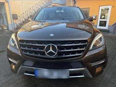 Gebraucht Mercedes ML350 258 PS (189 kW) 2014 Braun SUV