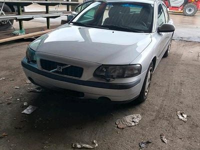 Gebraucht Volvo S60 140 PS (102 kW) 2001 Silber Limousine