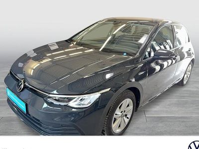 Gebraucht VW Golf VIII Life 131 PS (96 kW) 2022 Grau Limousine