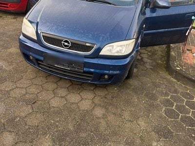 Blau Gebraucht 2003 Opel Zafira OPC Van / Kleinbus | 1.800 €