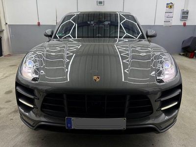 Porsche Macan Turbo