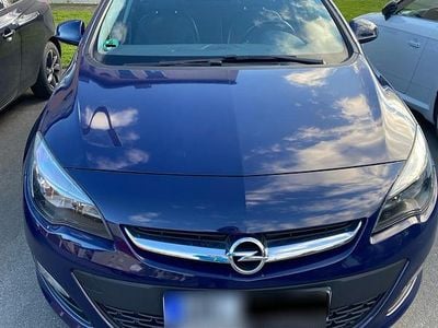 Gebraucht Opel Astra Energy 115 PS (84 kW) 2014 Blau Kombi