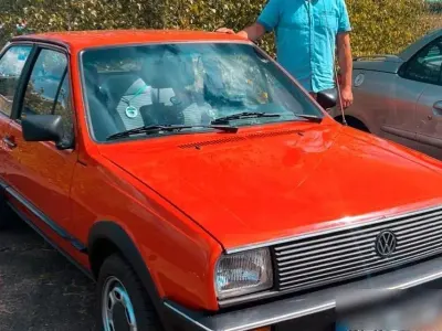 Gebraucht VW Polo 54 PS (39 kW) 1987 Rot Limousine