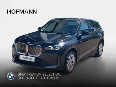 Gebraucht BMW iX1 Sport Line 150 kW (204 PS) 2025 Schwarz uni SUV