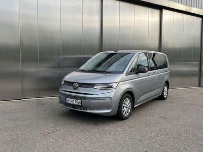 Gebraucht VW Multivan 150 PS (110 kW) 2023 Mono silber metallic Van