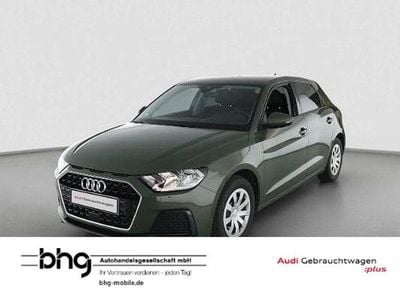 Distriktgrün metallic Gebraucht 2025 Audi A1 Advanced Limousine | 22.430 € (Guter Preis)