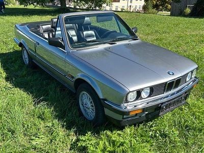 Gebraucht BMW 320 Cabriolet Sport Line 126 PS (92 kW) 1989 Silber Cabrio