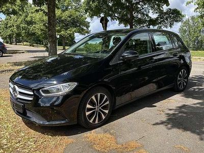 Mercedes B250e