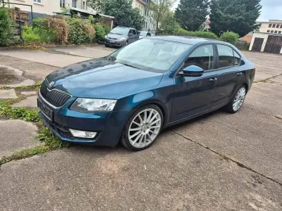 Usata Skoda Octavia Ambition 105 CV (77 kW) 2014 Blu Station wagon