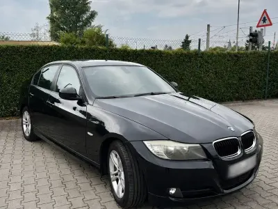 Gebraucht BMW 318 143 PS (105 kW) 2009 Schwarz Limousine