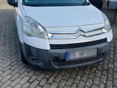 Gebraucht Citroën Berlingo SELECTION 98 PS (72 kW) 2012 Weiß Van / Kleinbus