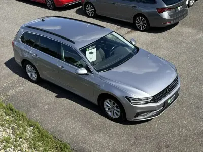 Gebraucht VW Passat Business 150 PS (110 kW) 2023 Pyritsilber metallic Kombi