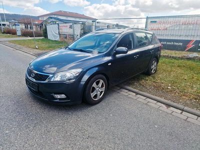 Gebraucht Kia Ceed 143 PS (105 kW) 2010 Grau Kleinwagen