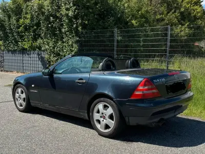 Gebraucht Mercedes SLK230 192 PS (141 kW) 1998 Blau Cabrio