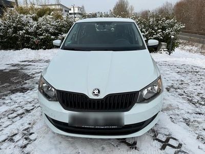 Gebraucht Skoda Fabia 2016 Weiß Kleinwagen