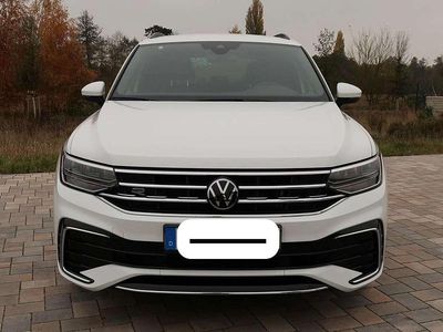 Gebraucht VW Tiguan R-line 150 PS (110 kW) 2023 Weiß SUV